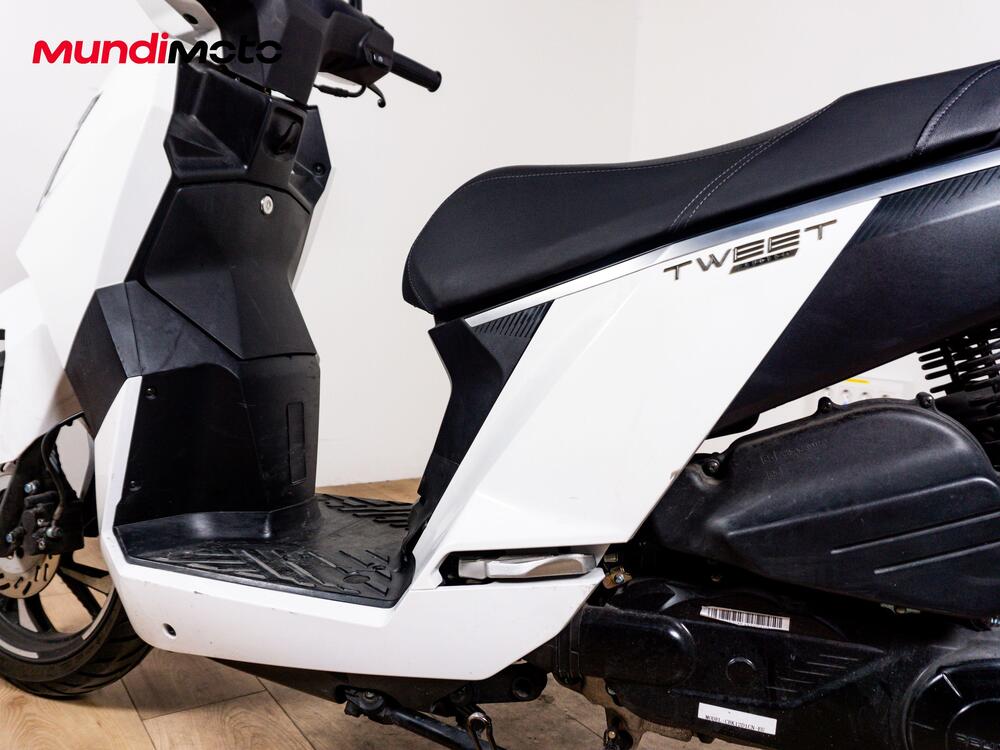 Peugeot Tweet 125 FL GT ABS (2024) (10)