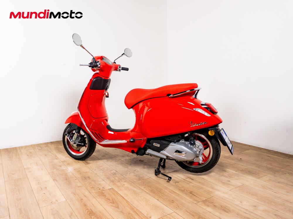 Vespa Primavera 125 RED (2025 - 26) (7)