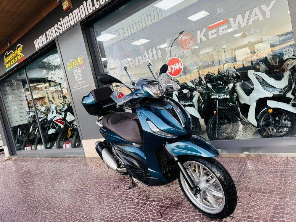 Piaggio Beverly 300 Hpe (2021) (13)