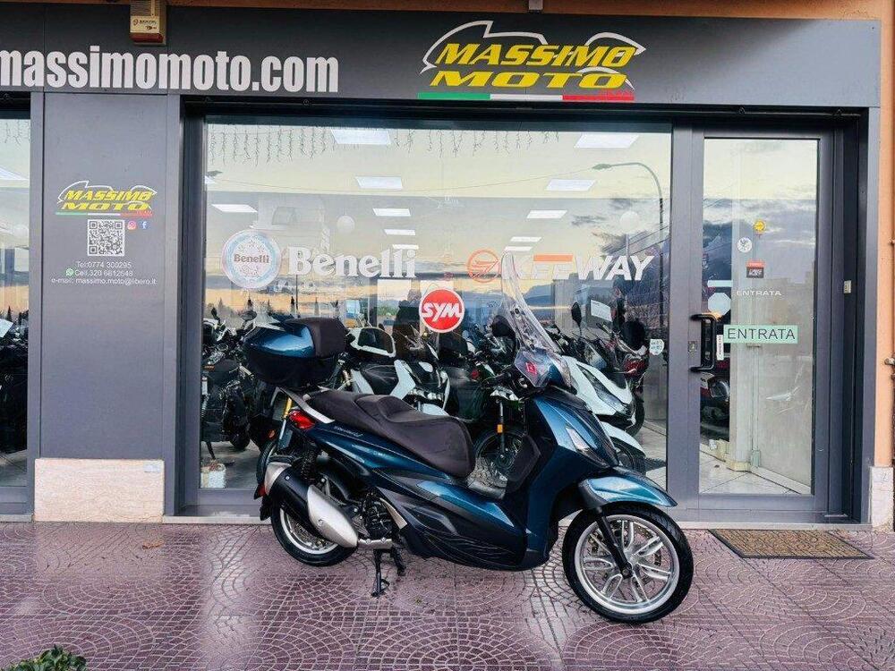 Piaggio Beverly 300 Hpe (2021) (8)