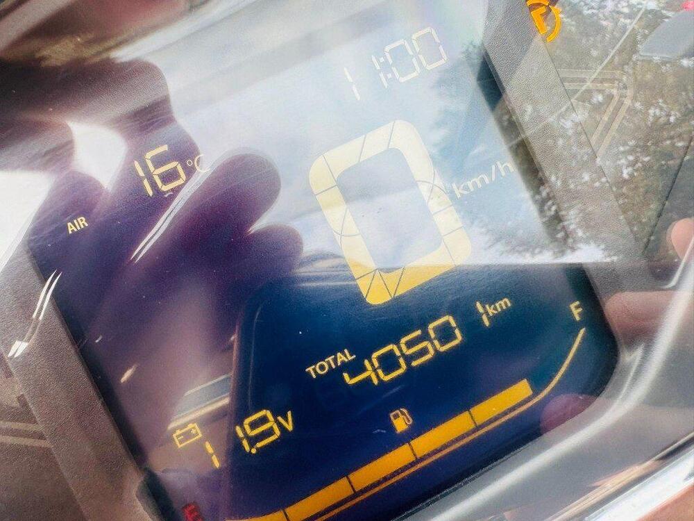 Honda SH 350 (2021 - 24) (6)