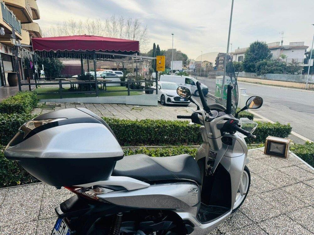 Honda SH 300 i ABS (2016 - 20) (9)