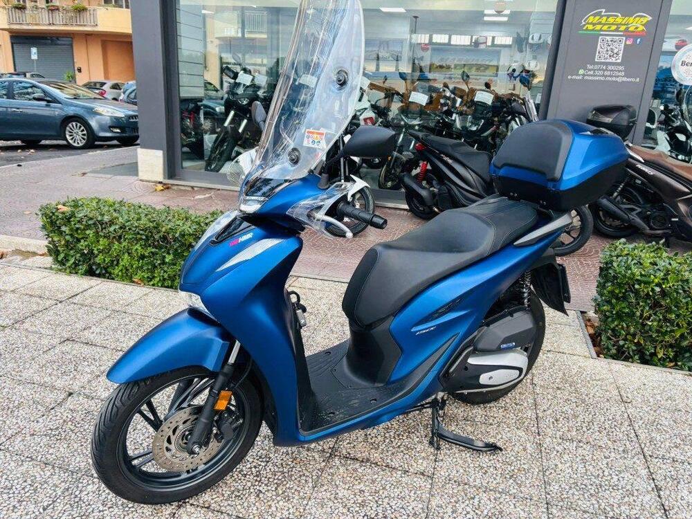 Honda SH 150i (2024 - 25) (3)