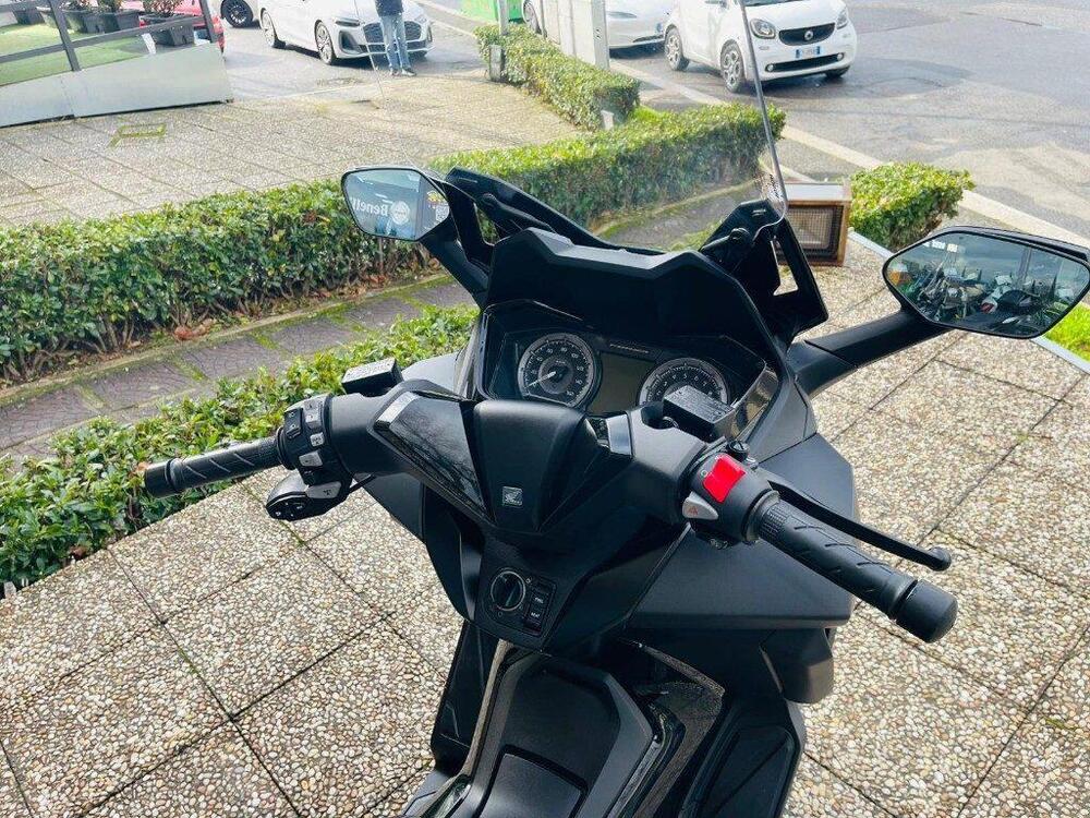 Honda Forza 350 (2022 - 24) (13)