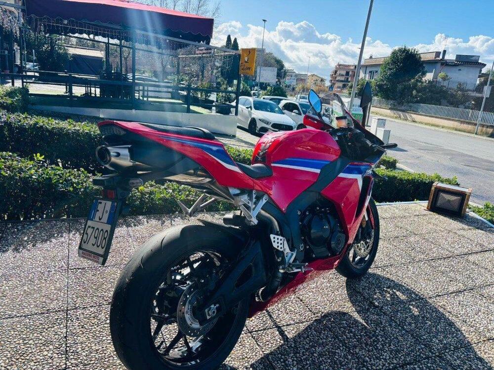 Honda CBR 600 RR (2024 - 26) (13)