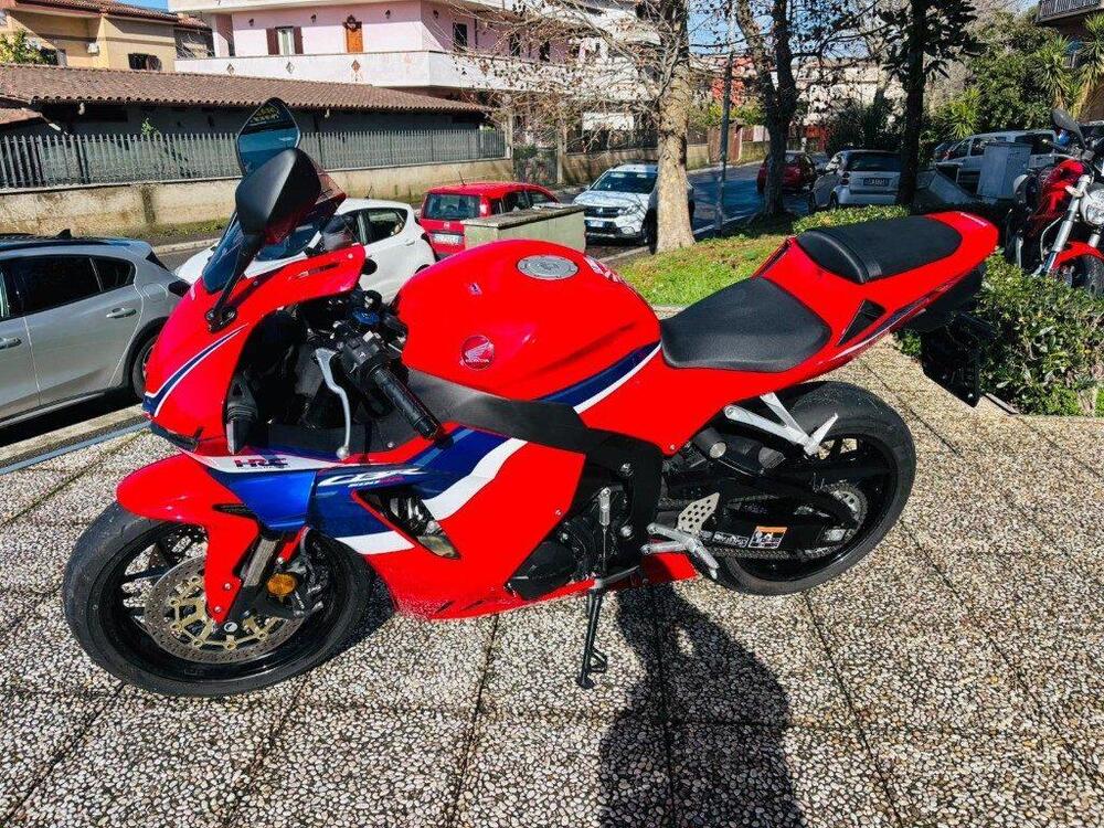 Honda CBR 600 RR (2024 - 26) (11)