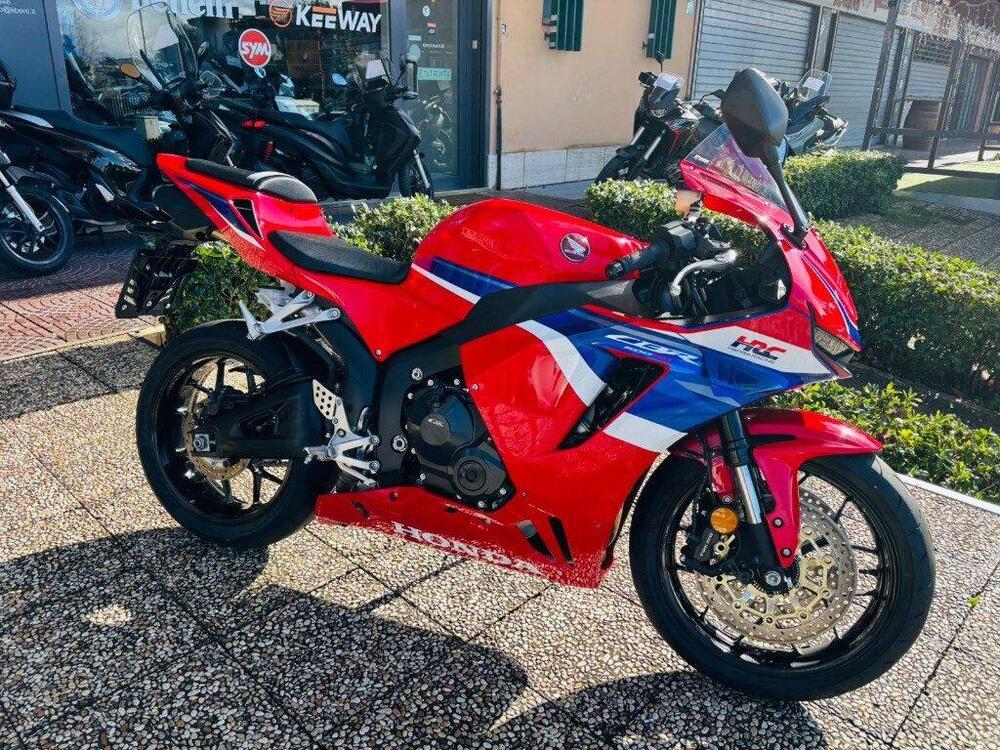 Honda CBR 600 RR (2024 - 26) (23)