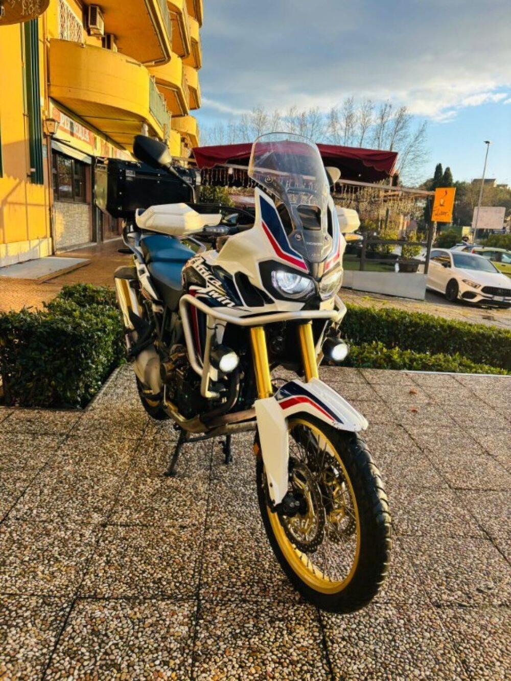 Honda Africa Twin CRF 1000L DCT ABS (2016 - 17) (5)