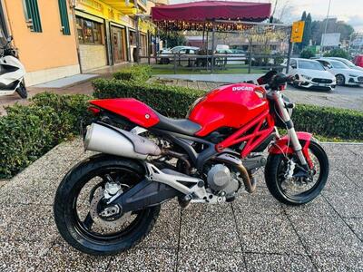 Ducati Monster 696 (2008 - 13) usata