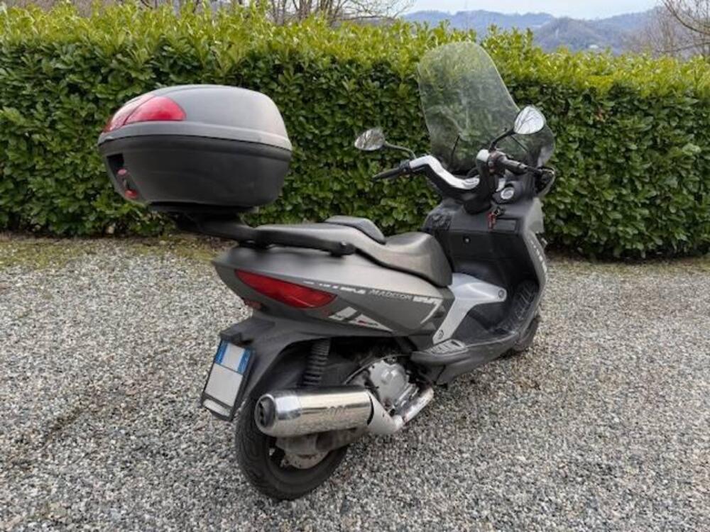 Malaguti Madison 400 4T (4)