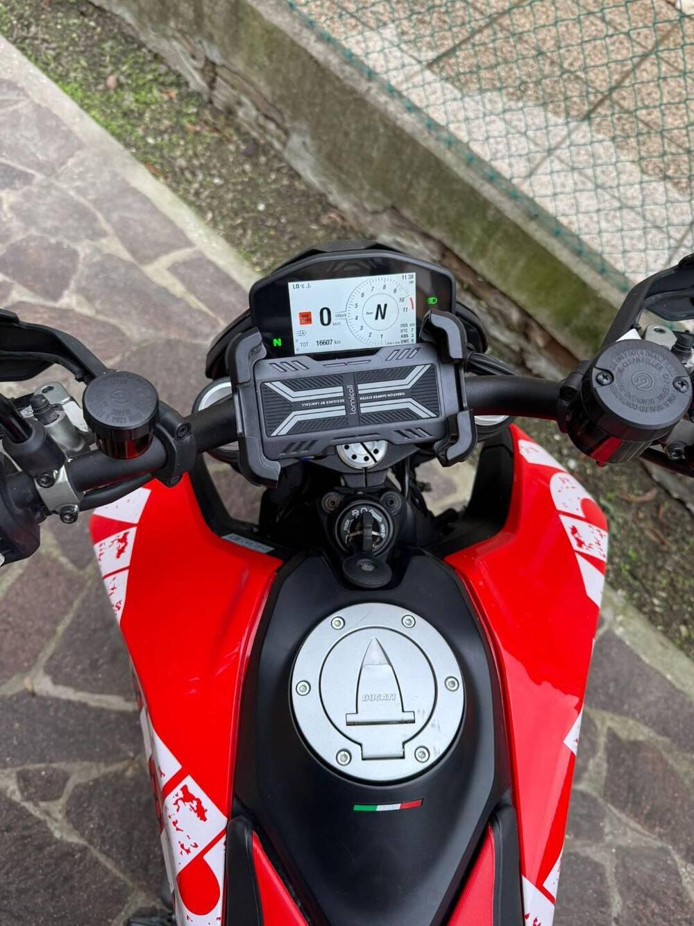 Ducati Hypermotard 950 RVE (2022 - 25) (3)