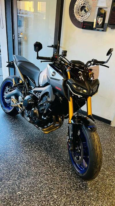 Yamaha MT-09 SP (2018 - 20) usata
