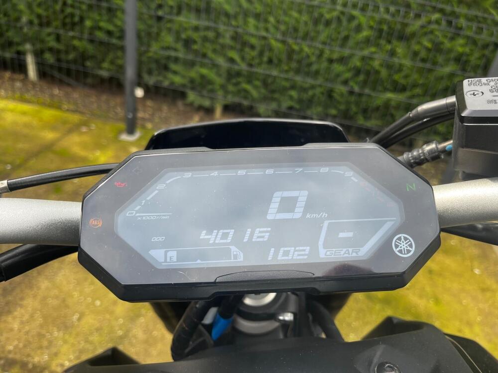 Yamaha MT-07 Pure (2023 - 25) (3)