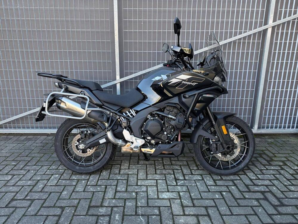 CFMOTO 700MT Adventure (2025 - 26)