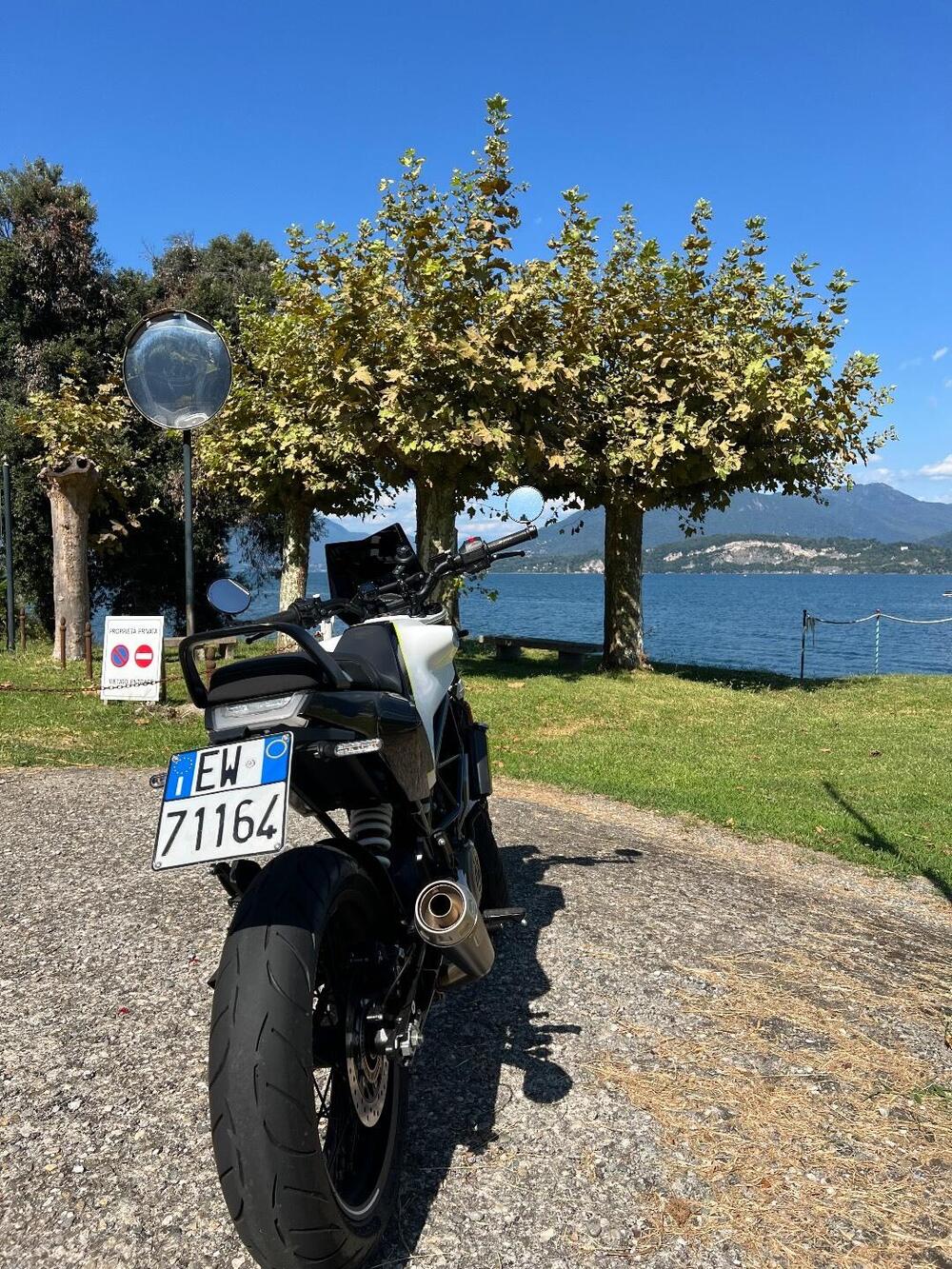 Husqvarna Svartpilen 401 (2021 - 23) (3)