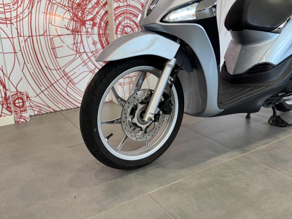 Piaggio Liberty 150 3V ABS (2021 - 24) (13)