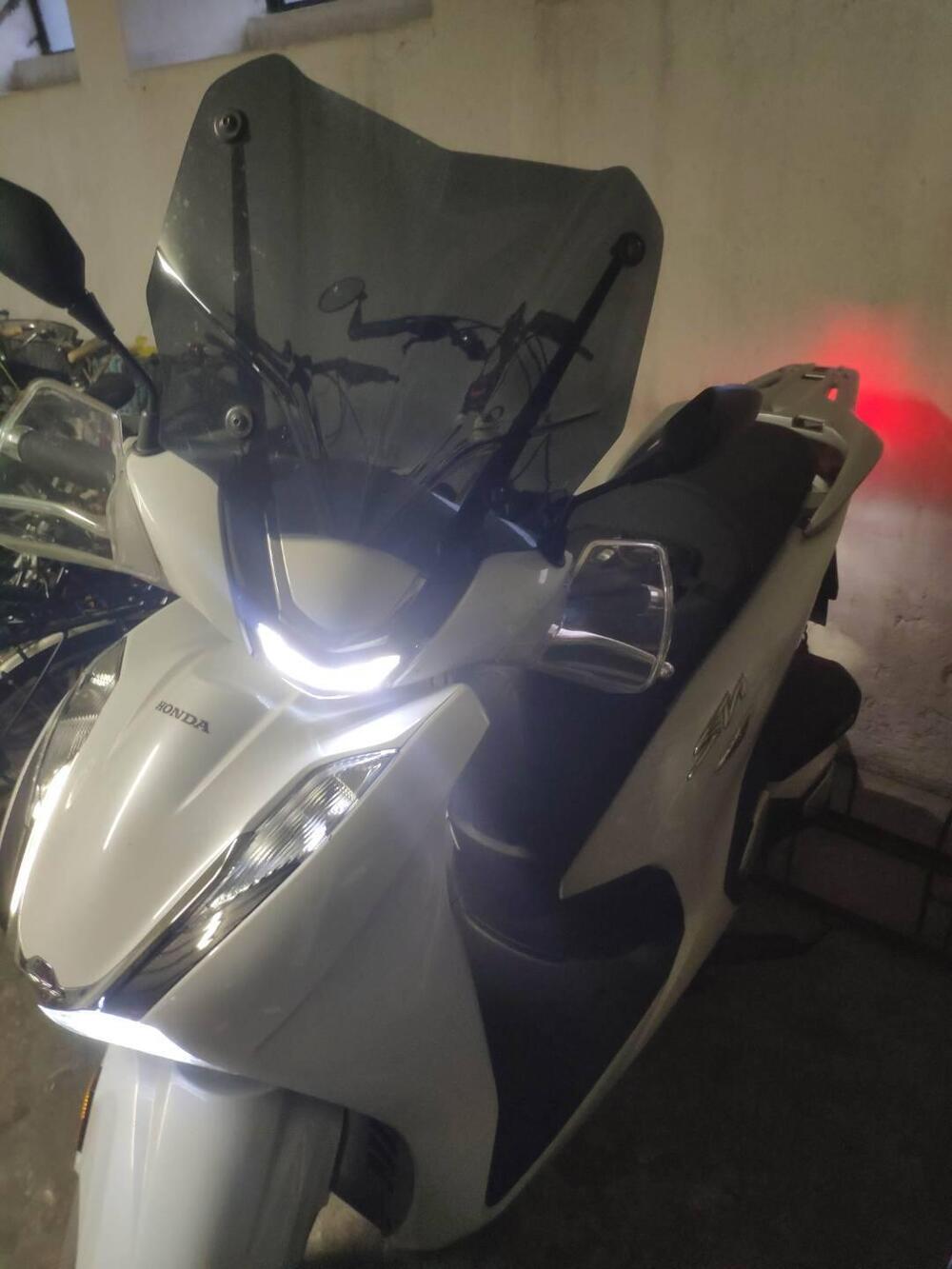 Honda SH 350 (2021 - 24) (4)