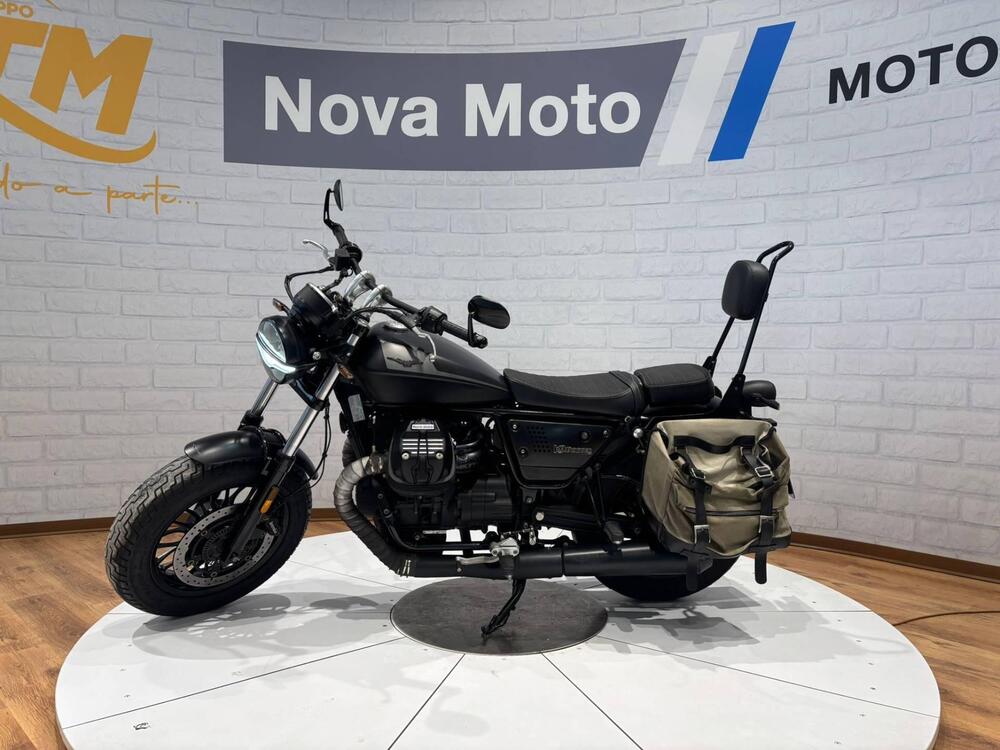 Moto Guzzi V9 Bobber (2021 - 25)