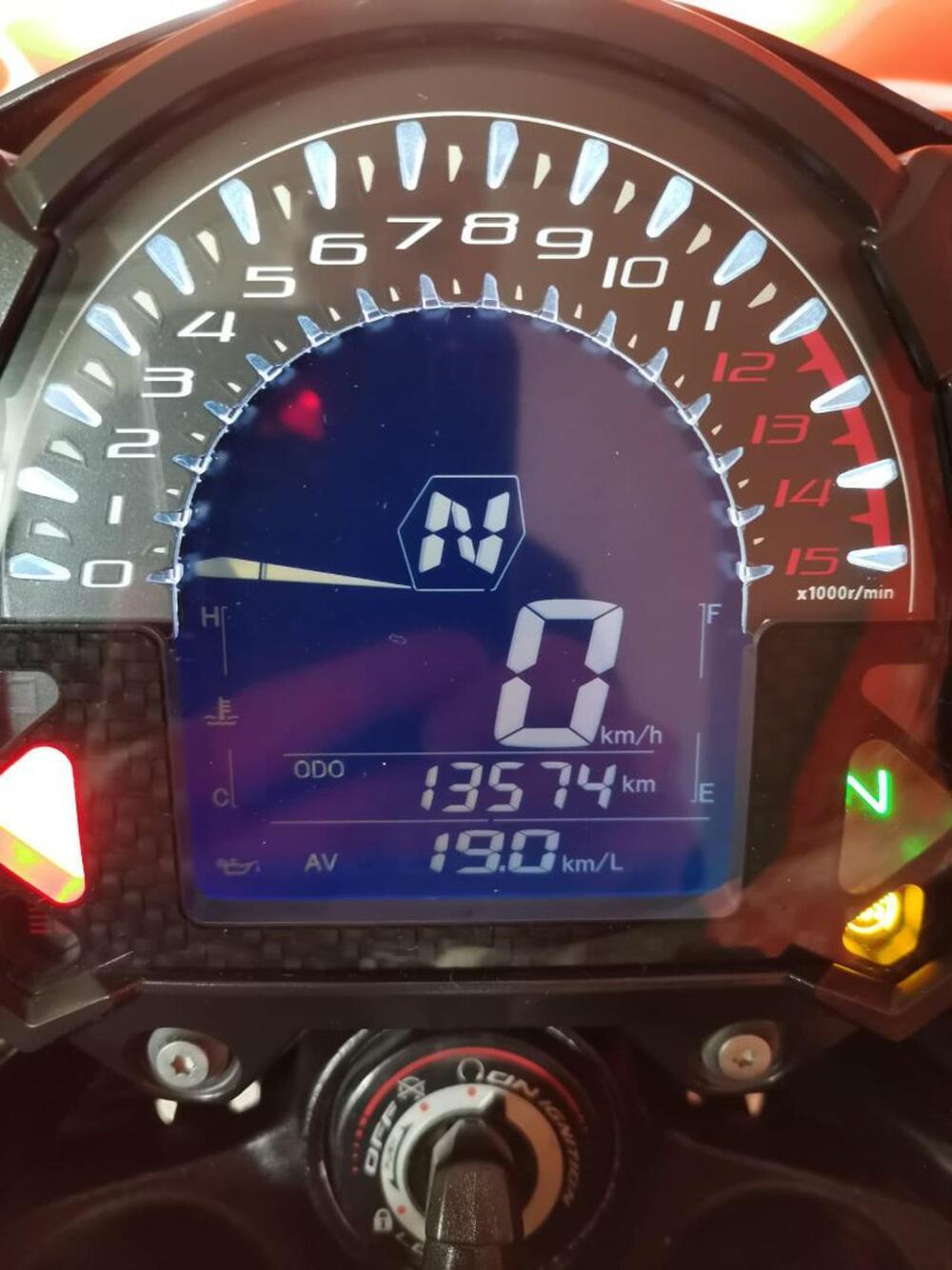 Kawasaki Z 400 (2023) (6)