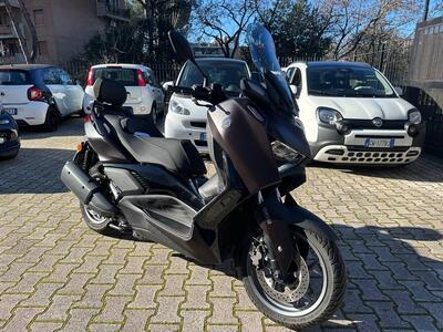Yamaha X-Max 300 Tech Max (2021 - 24) usata