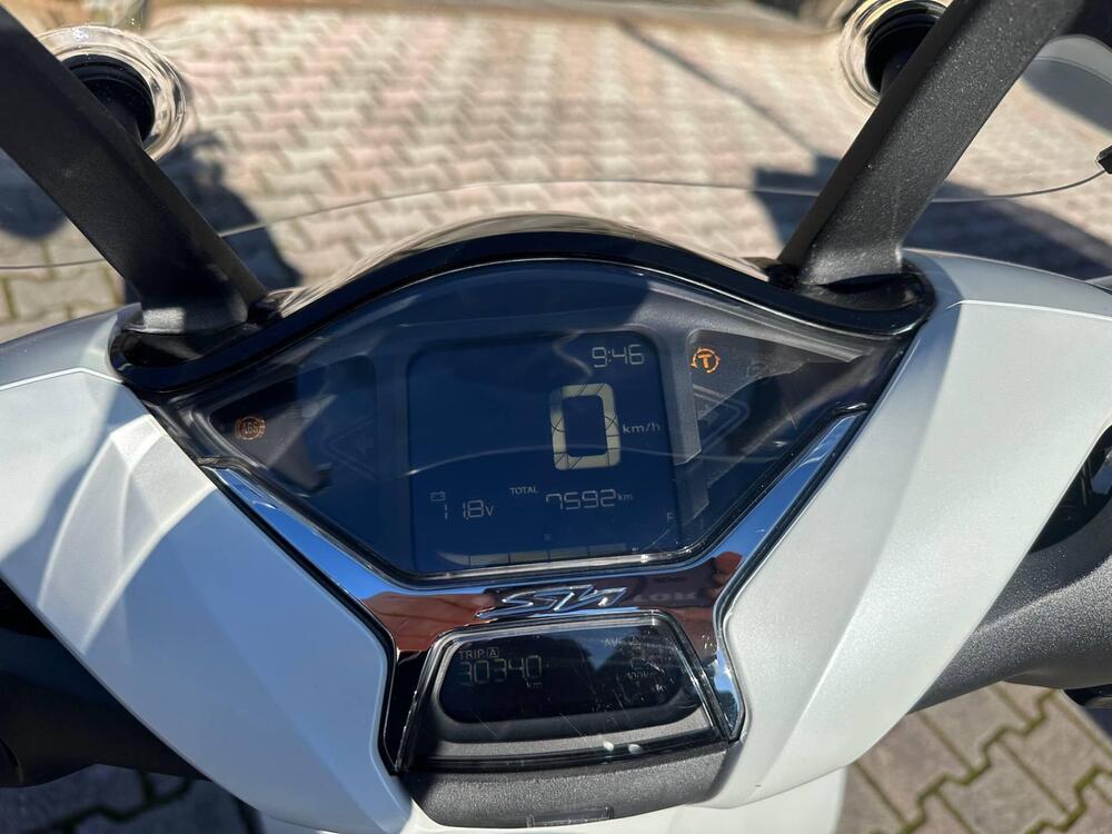 Honda SH 150i (2024 - 25) (6)