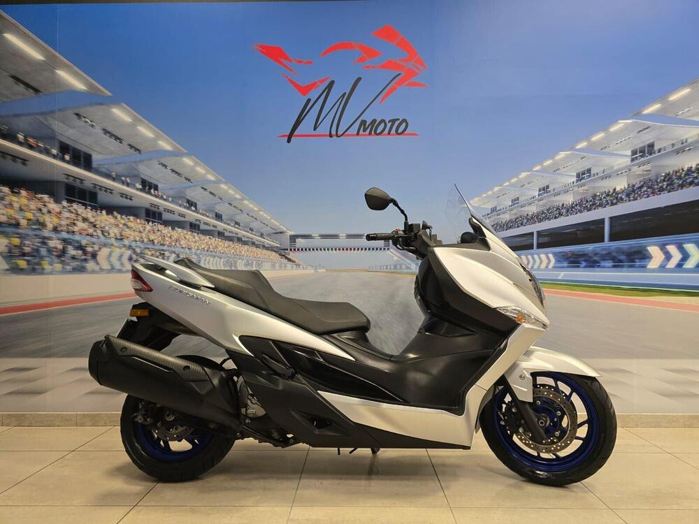 Suzuki Burgman 400 (2022 - 24)