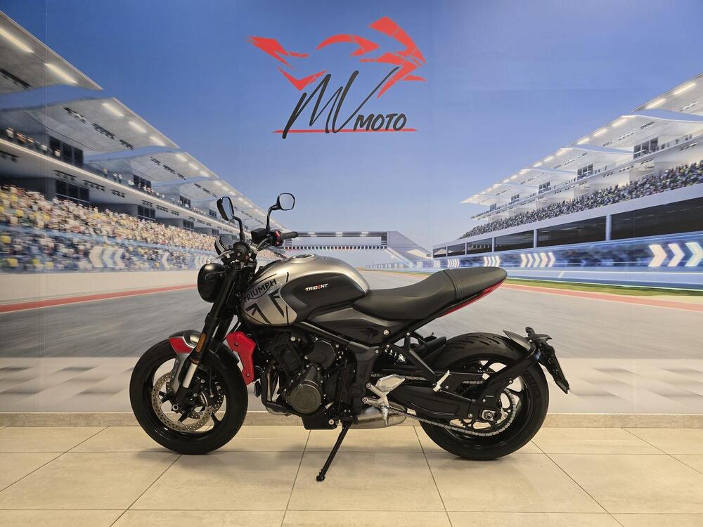 Triumph Trident 660 (2021 - 24) (3)
