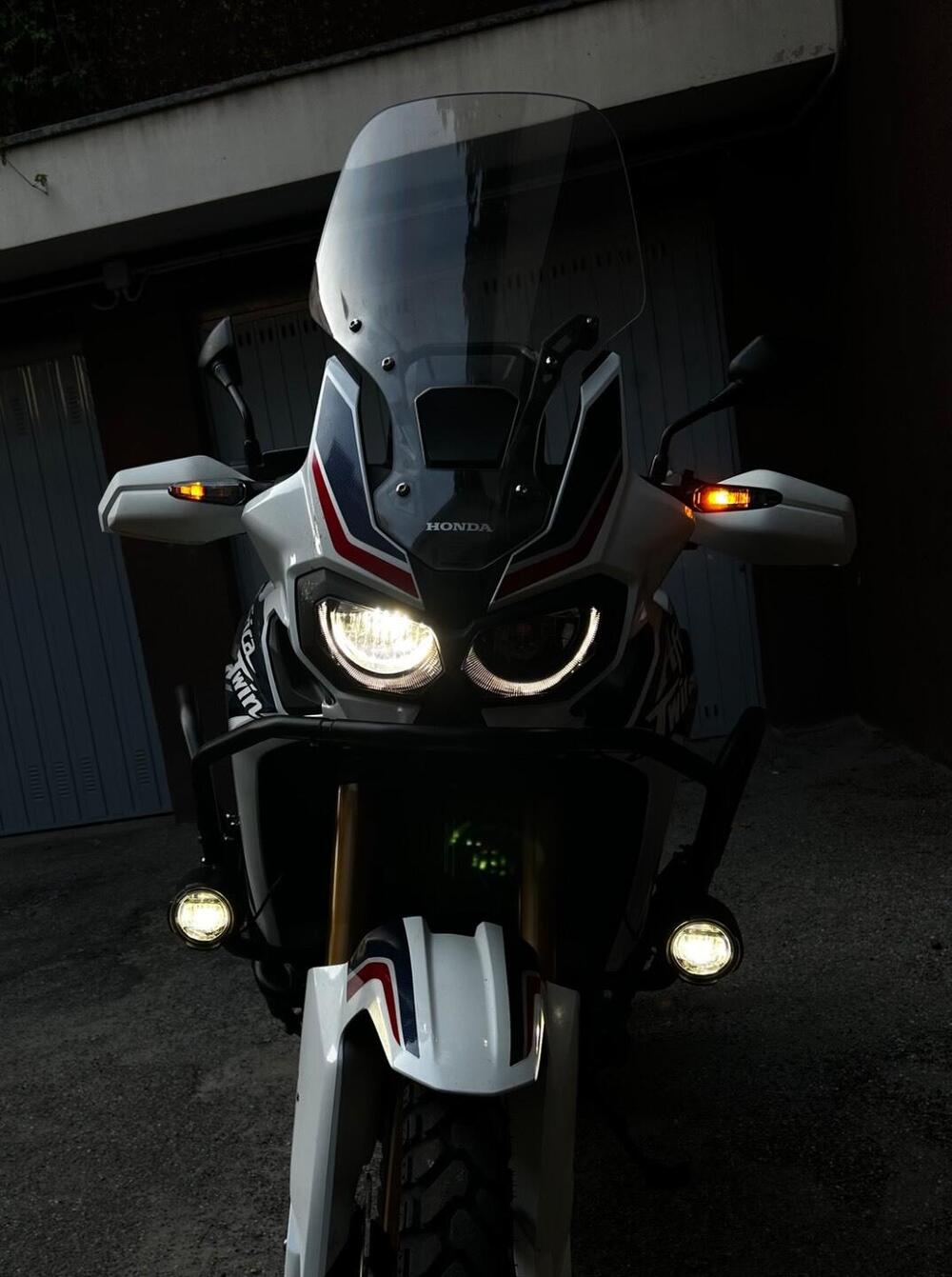 Honda Africa Twin CRF 1000L (2018 - 19) (2)