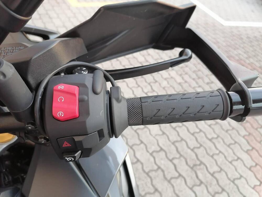 Suzuki GSX-S1000GX Touring (2024 - 26) (11)