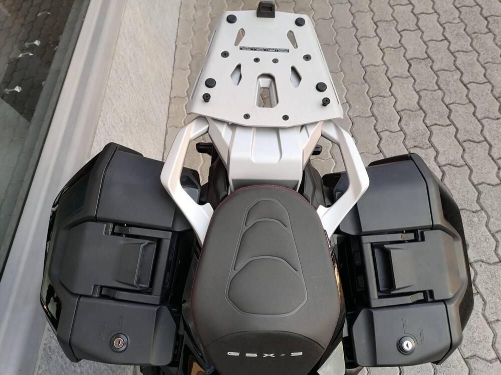 Suzuki GSX-S1000GX Touring (2024 - 26) (12)