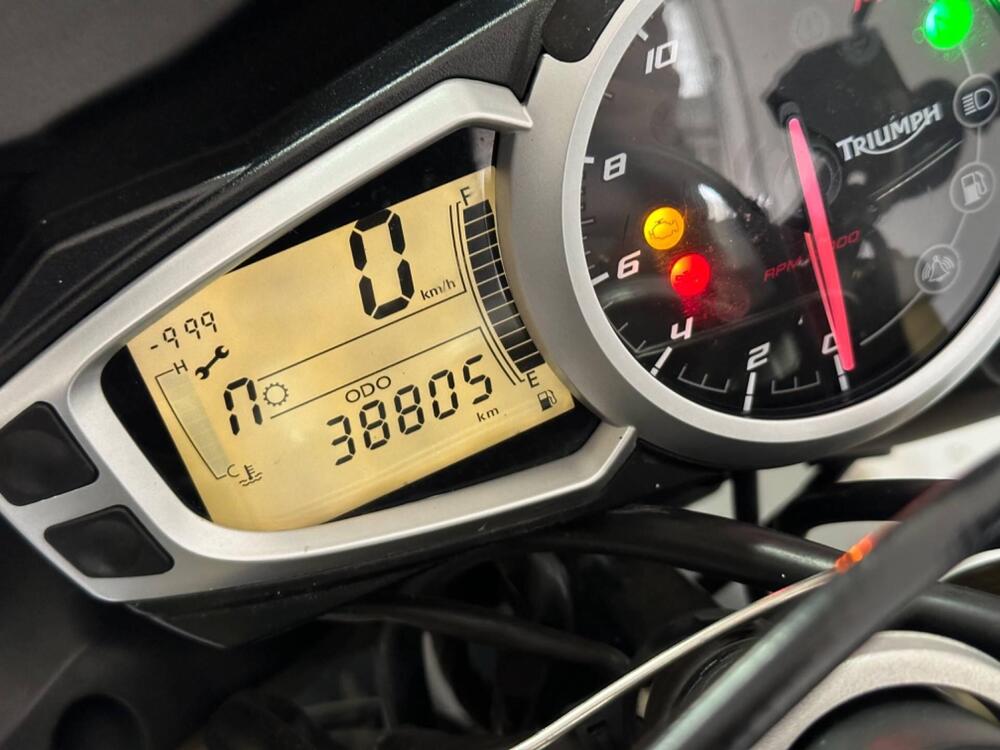 Triumph Street Triple ABS (2013 - 17) (4)
