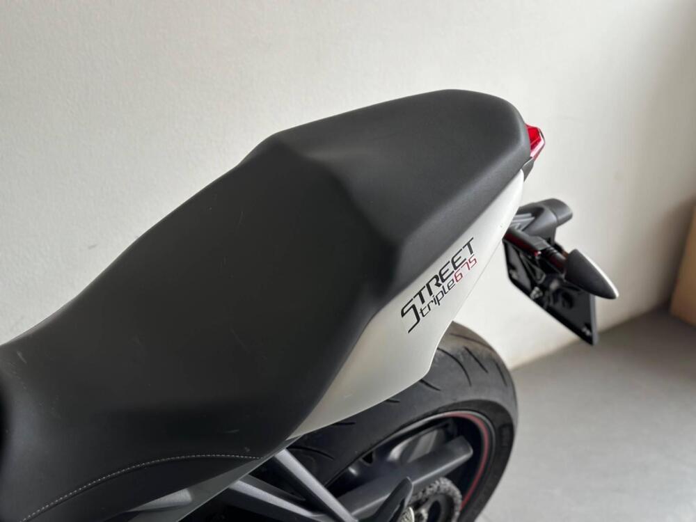Triumph Street Triple ABS (2013 - 17) (6)