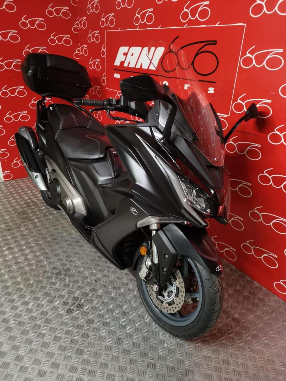 Kymco AK 550 ETS (2021 - 26) (2)