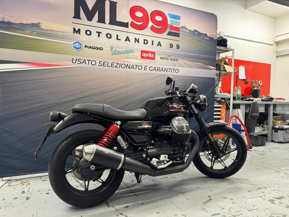Moto Guzzi V7 Stone Special Edition (2022 - 25) (8)