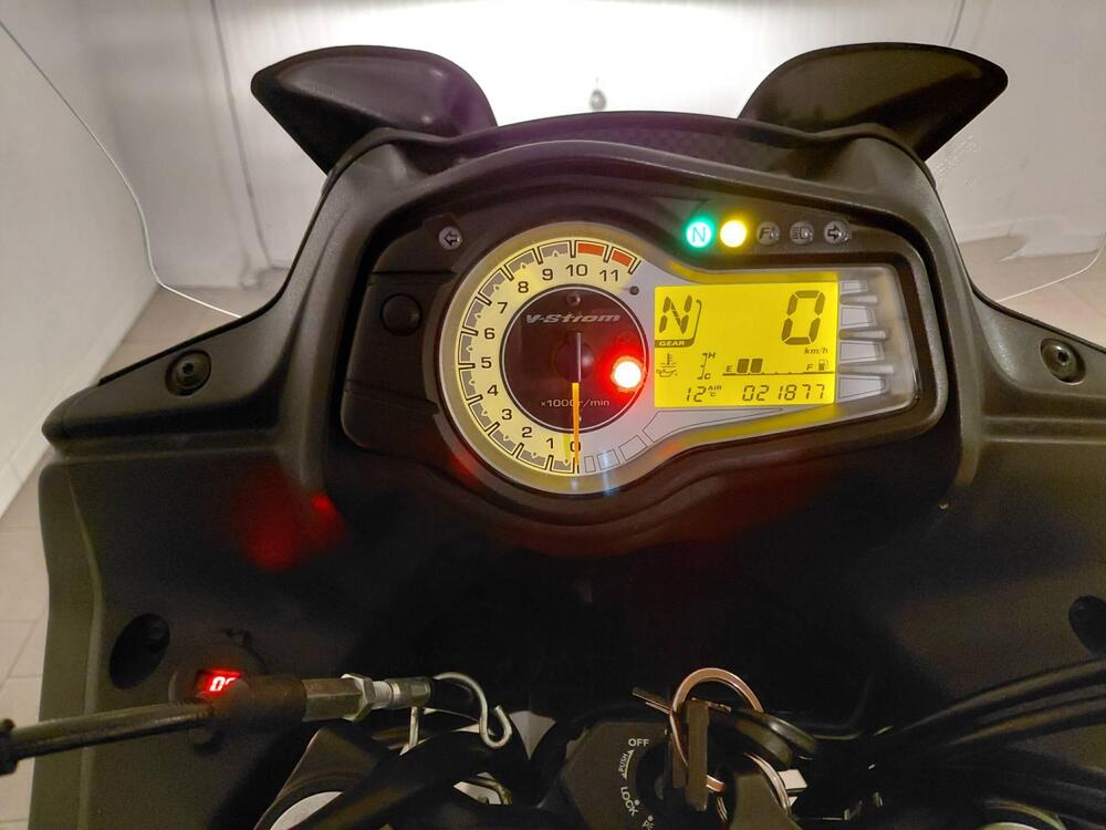 Suzuki V-Strom 650XT ABS (2015 - 17) (3)