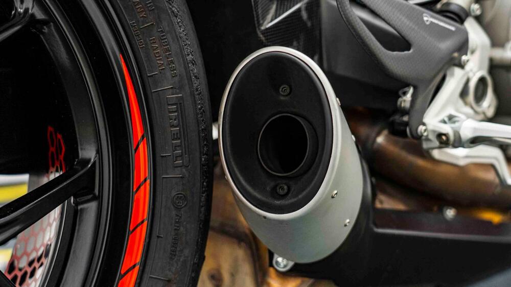 Ducati Streetfighter V2 (2022 - 24) (13)