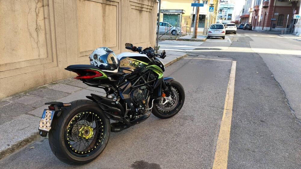 MV Agusta Dragster 800 RR (2021 - 23) (2)