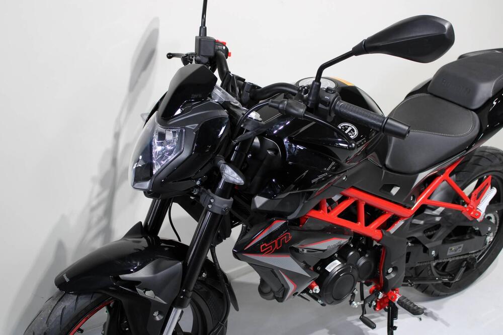 Benelli BN 125 (2026) (8)