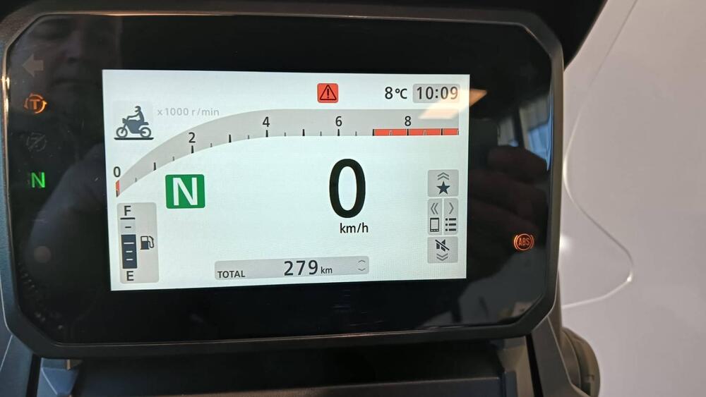 Honda X-ADV 750 (2025 - 26) (5)