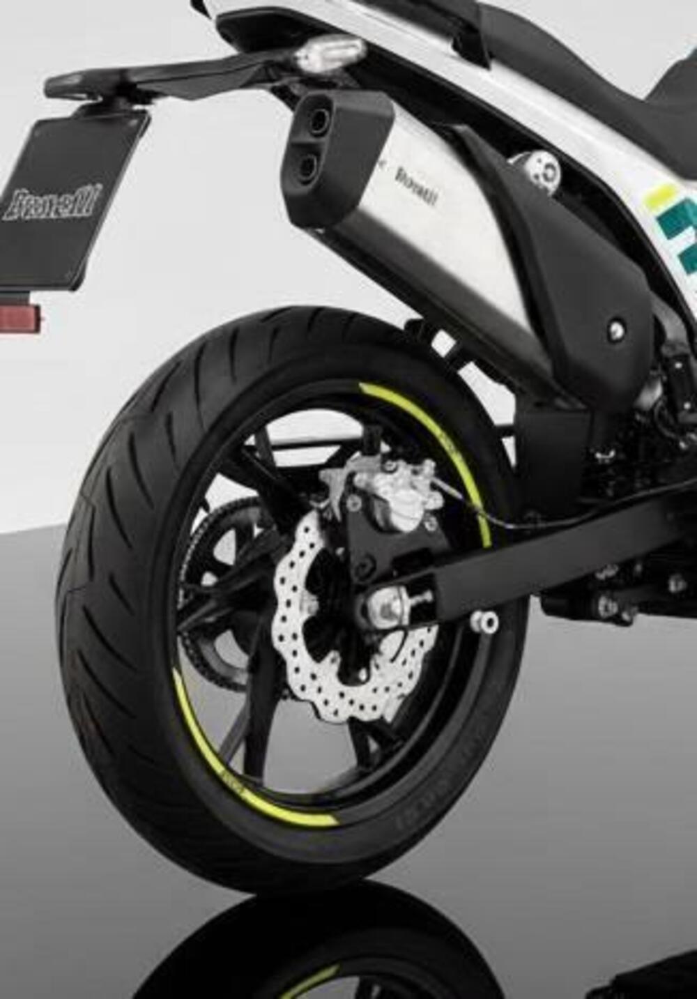 Benelli BKX 125 S (2026) (11)