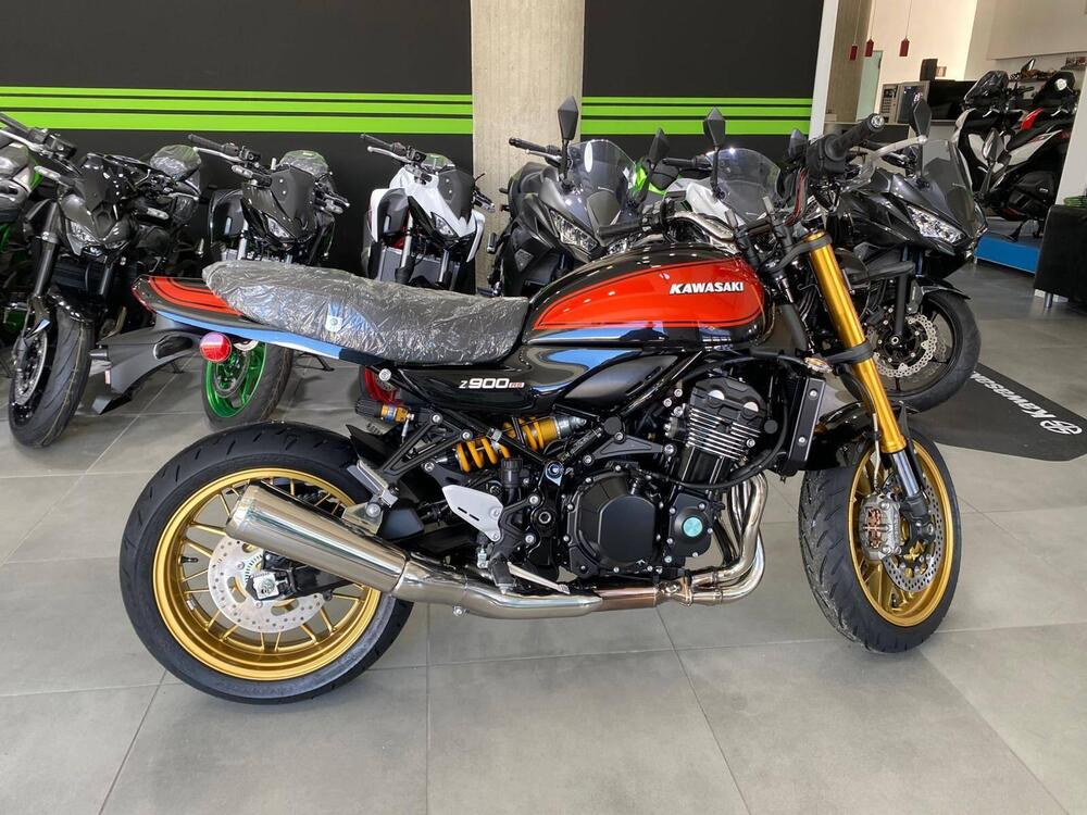 Kawasaki Z 900 RS SE (2026) (2)