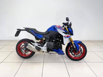 Bmw F 900 R (2025 - 26) usata