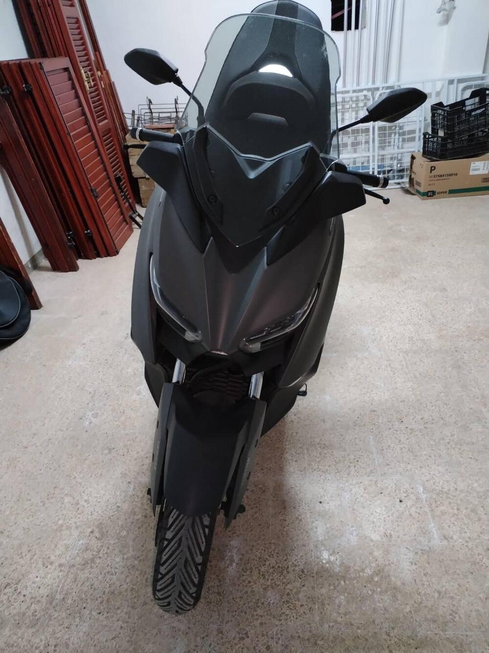 Yamaha X-Max 300 Tech Max (2021 - 24) (4)