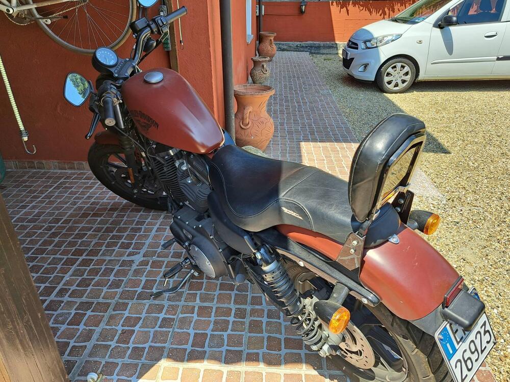 Harley-Davidson 883 Iron (2017 - 20) - XL 883N