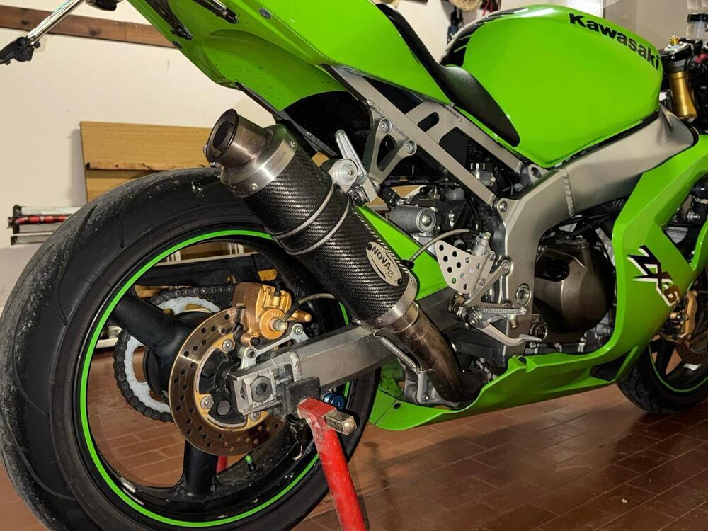 Kawasaki Ninja 636 ZX-6R (2003 - 04) (8)