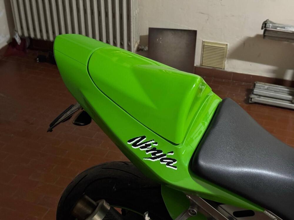 Kawasaki Ninja 636 ZX-6R (2003 - 04) (14)