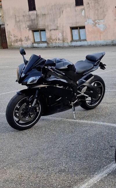 Yamaha YZF R6 (2006 - 07) usata
