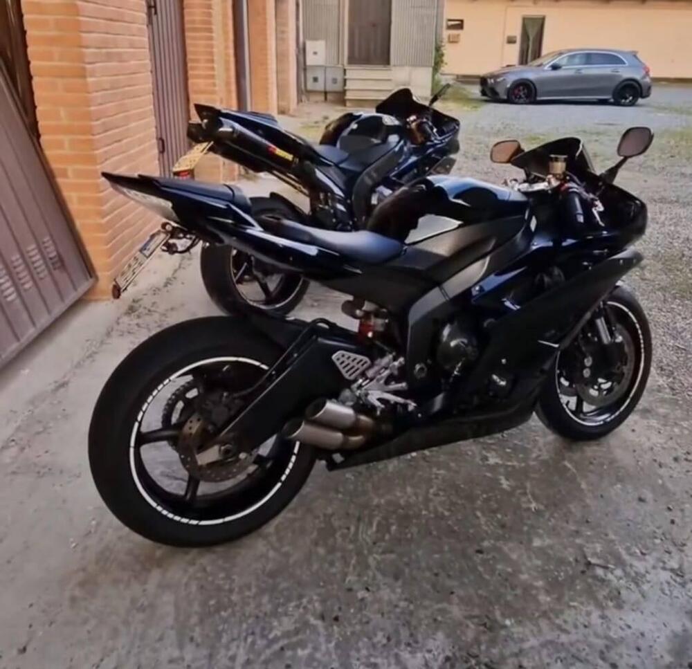 Yamaha YZF R6 (2006 - 07) (2)