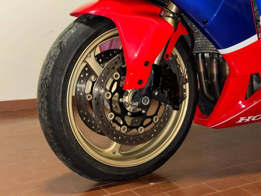 Honda CBR 600 RR (2005 - 06) (6)