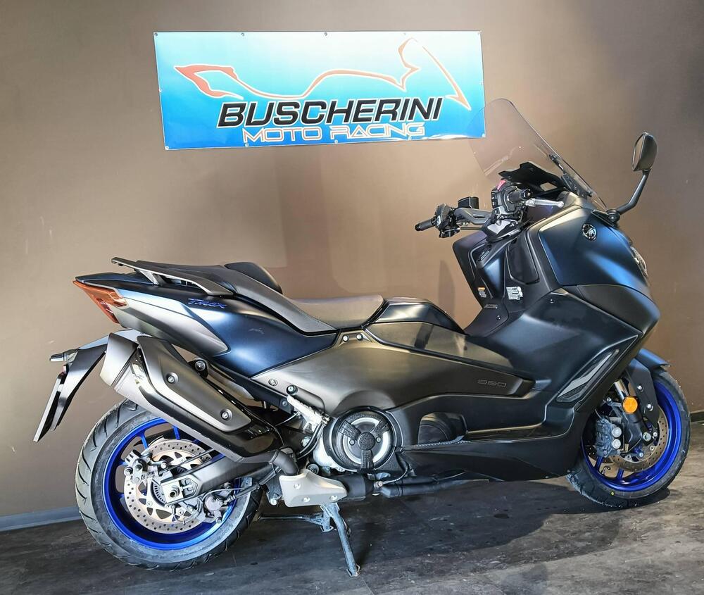Yamaha T-Max 560 (2022 - 24) (6)